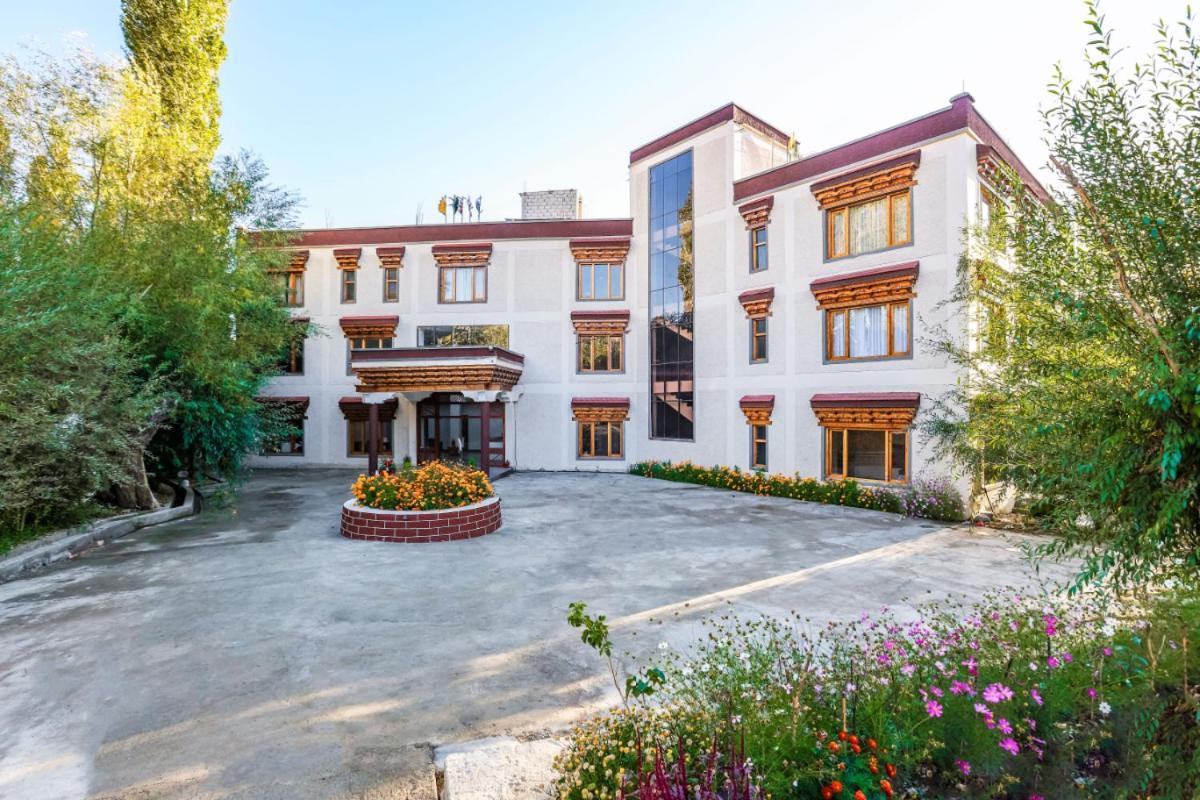 The Kart-Sey Ladakh Hotel Leh Exterior photo